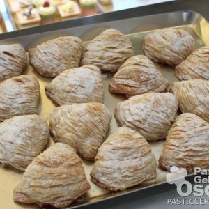 Sfogliatelle Napoletane