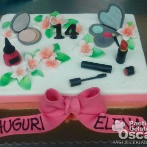 Torta Estetica compleanno