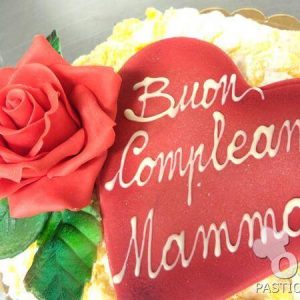 Torta Fiori compleanno