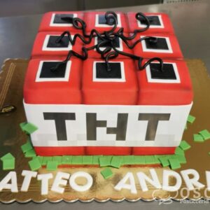 Torta Minecraft compleanno