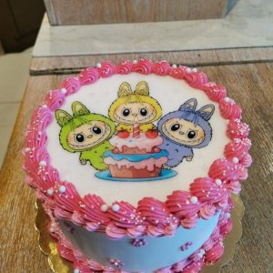 Labubu cake